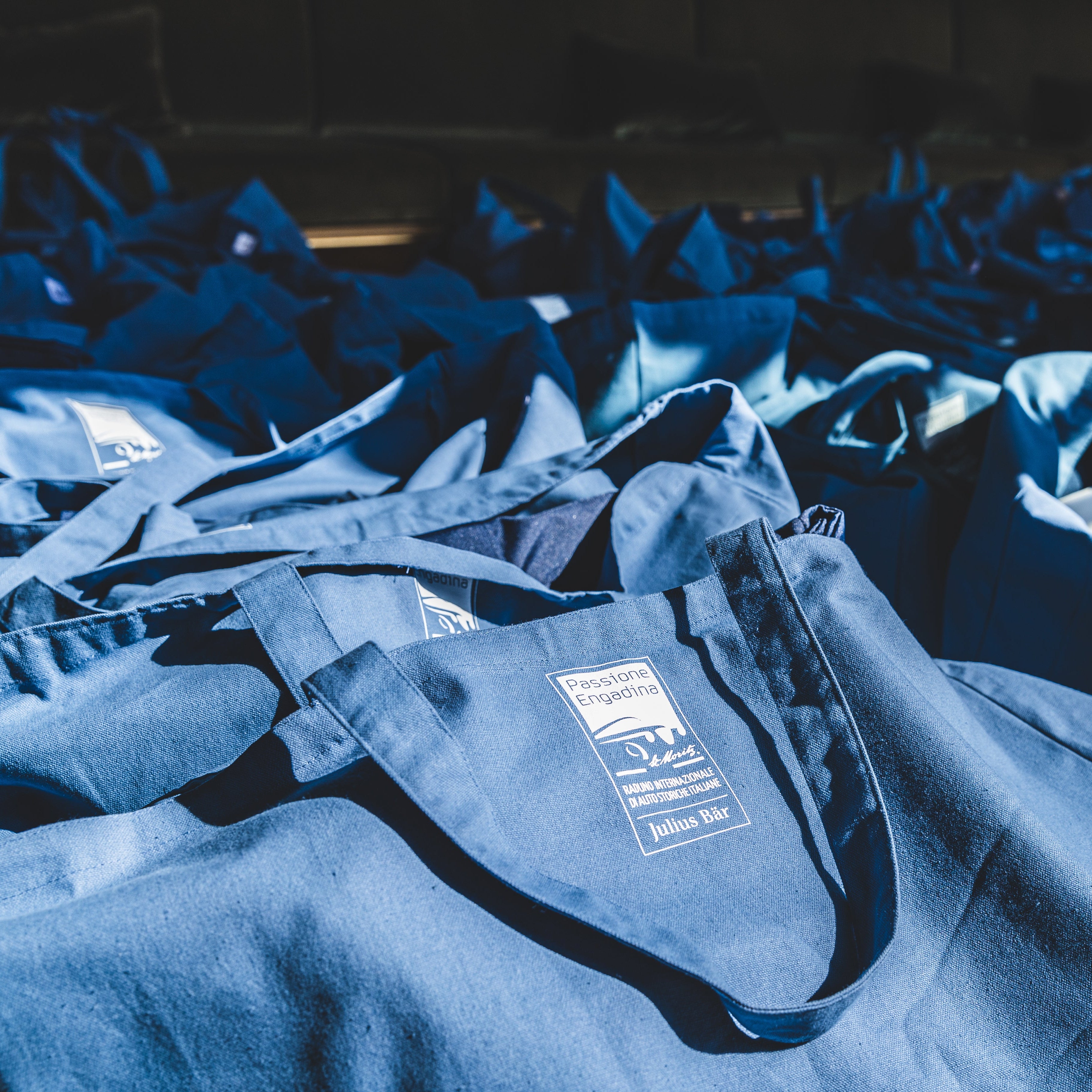 Oversize fabric bag - Passione Engadina 2024 limited edition